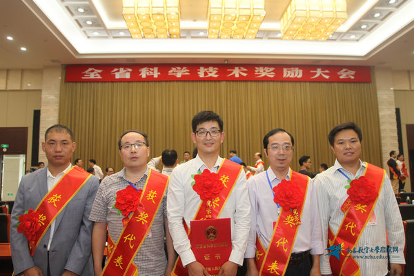 167a2ccf20c44038a1e24973c0ef539a.jpg