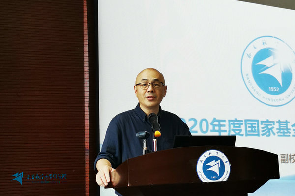 5aebcf93ecc64a2a9c2ea5b5cef3961a.jpg