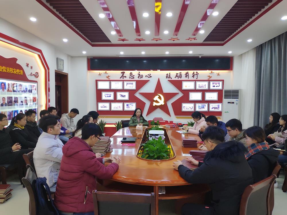 feebf2da747f4b70a9484336d2a28b20.jpg feebf2da747f4b70a9484336d2a28b20.jpg