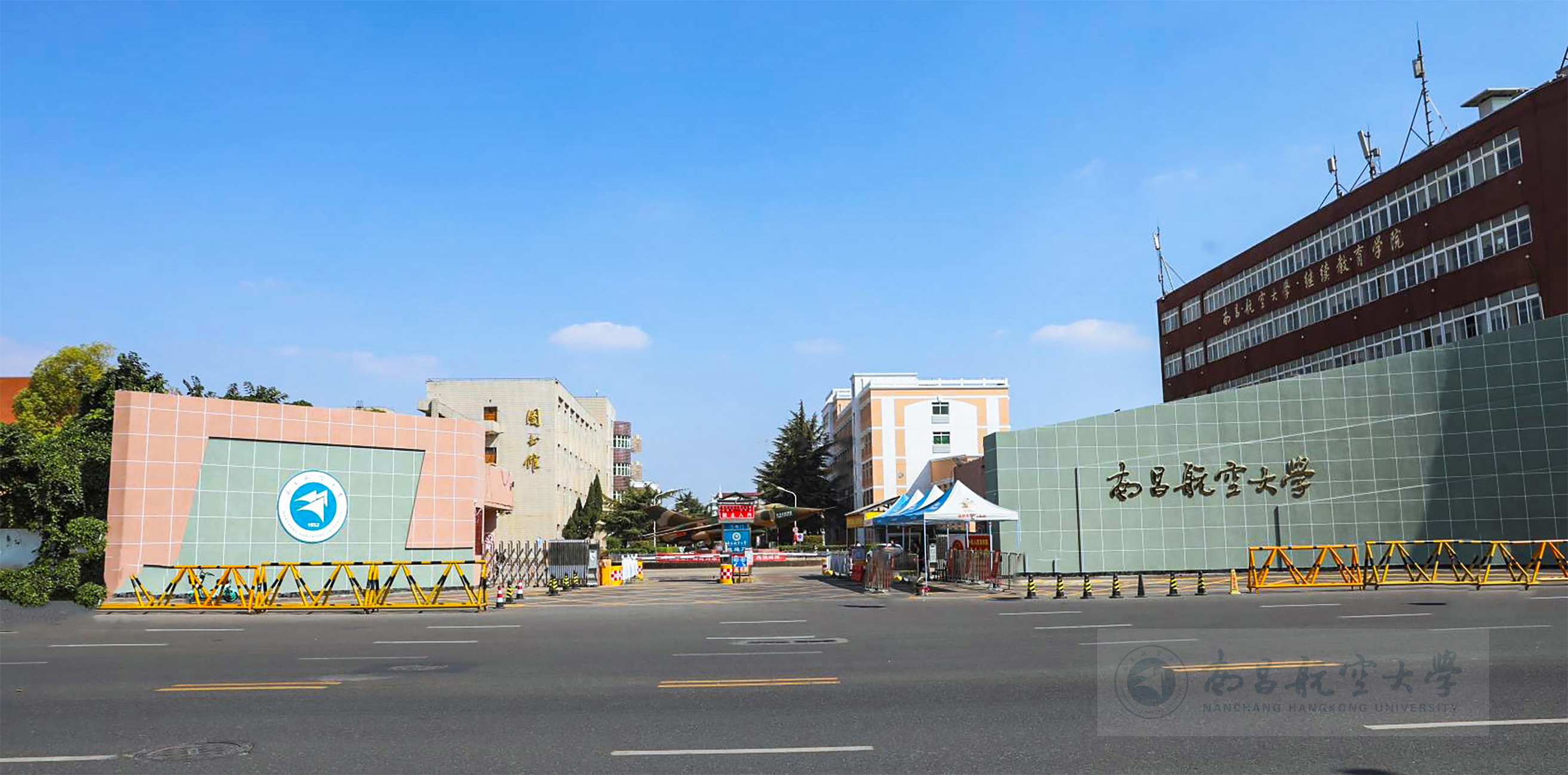 2-南昌航空大学上海路校区正大门（青山湖区上海路173号）