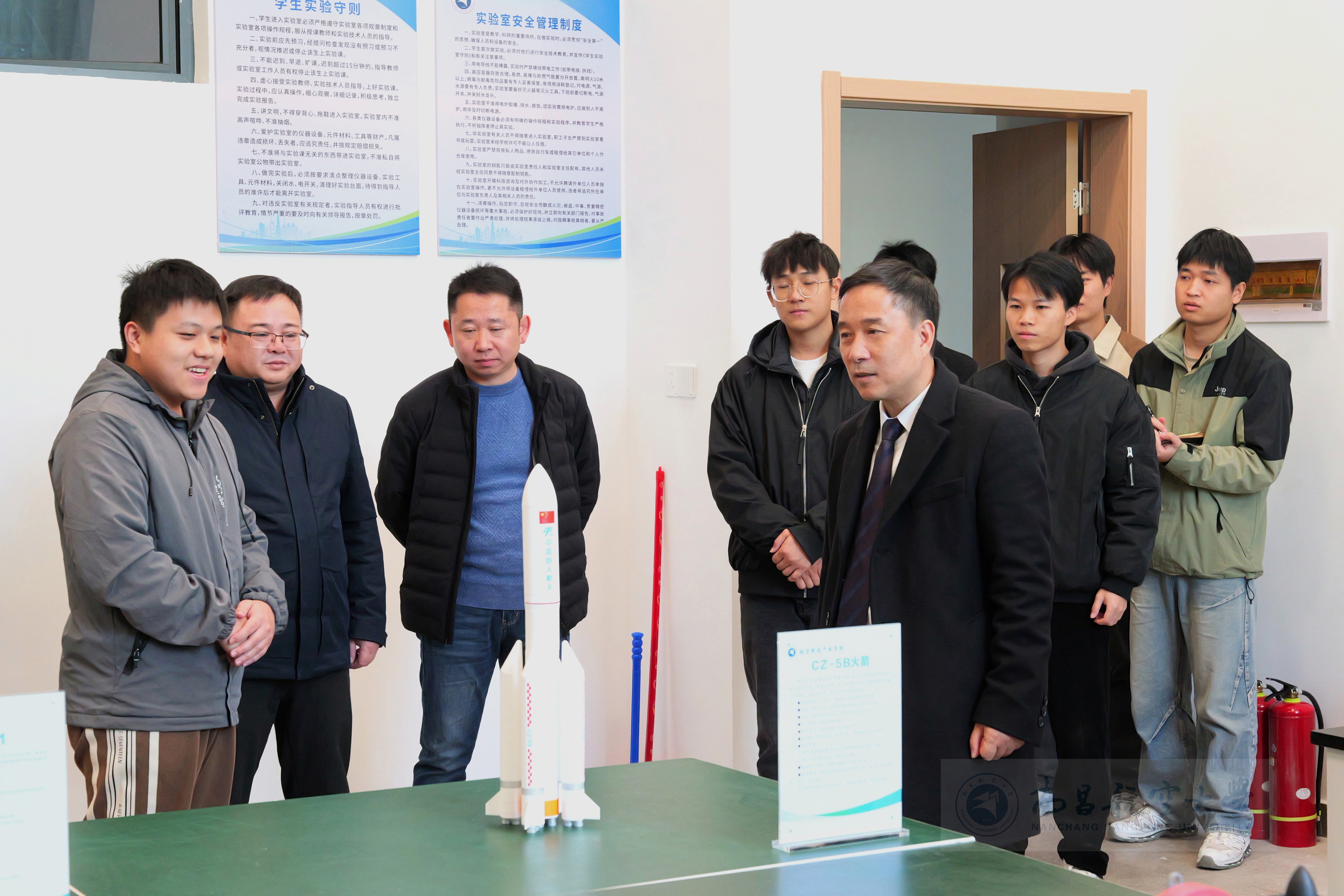 eb85927261159bb9bae3e5cf8e985d4f