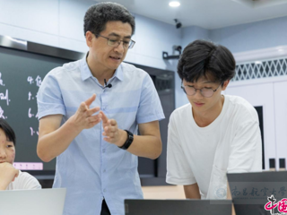 【媒体瞩目】南昌航空大学段喜龙：深耕课堂守初心 分层教学育桃李